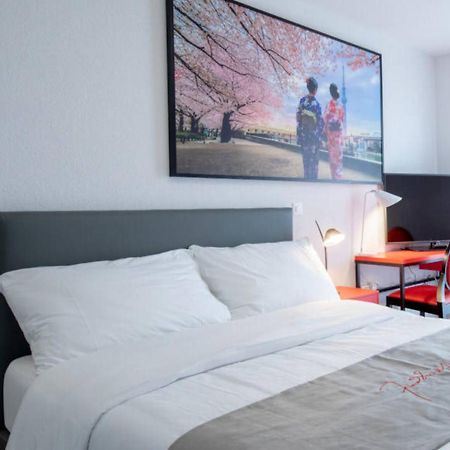"The Freddie Mercury" Hotel Montreux Bagian luar foto