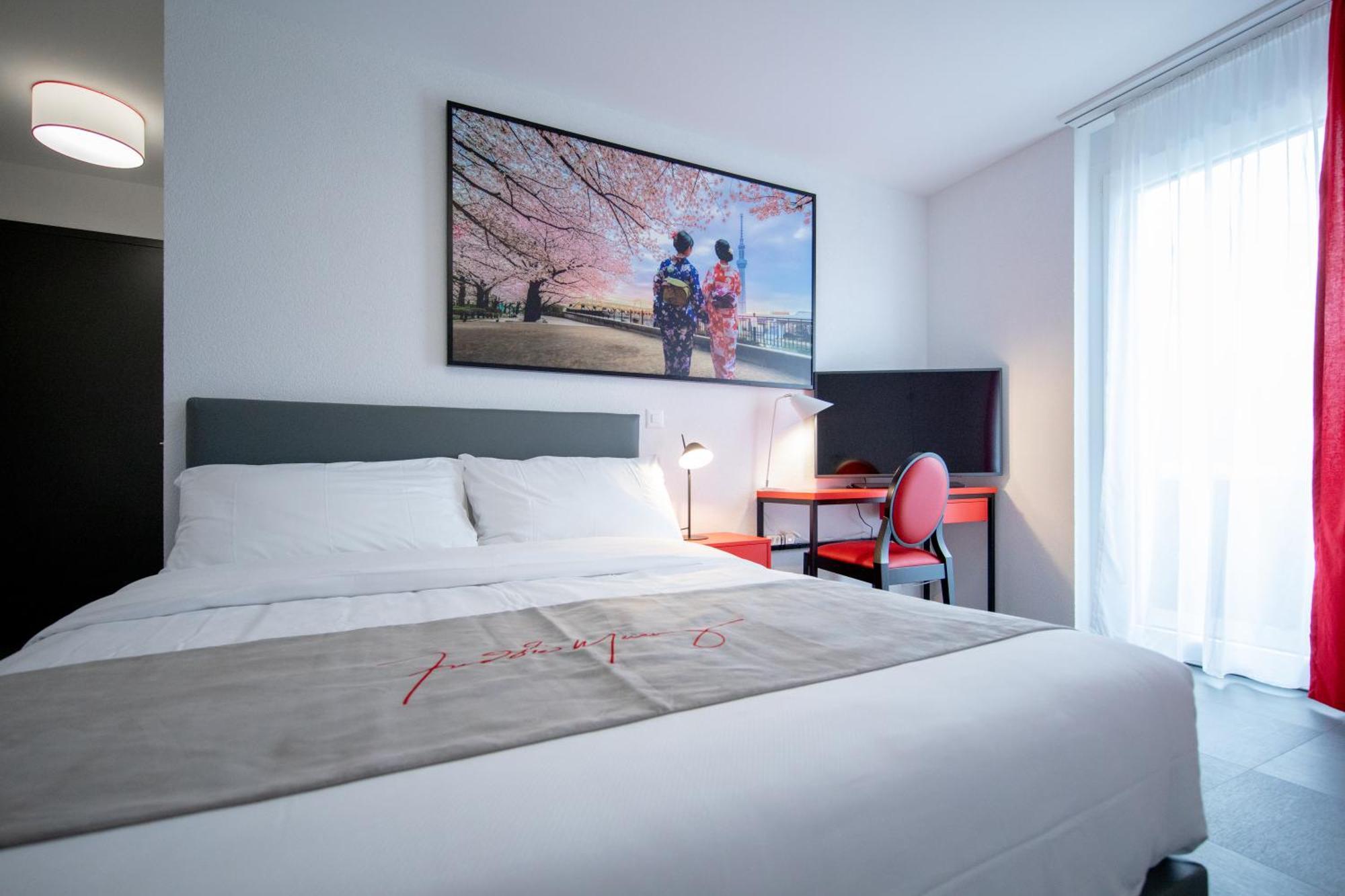 "The Freddie Mercury" Hotel Montreux Bagian luar foto